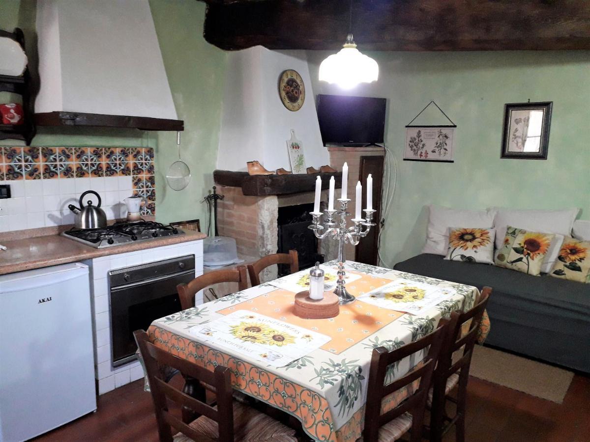 קיאני Il Mirtillo - A Truly Magical Place In The Heart Of Tuscany, Nestled In A Medieval Village מראה חיצוני תמונה